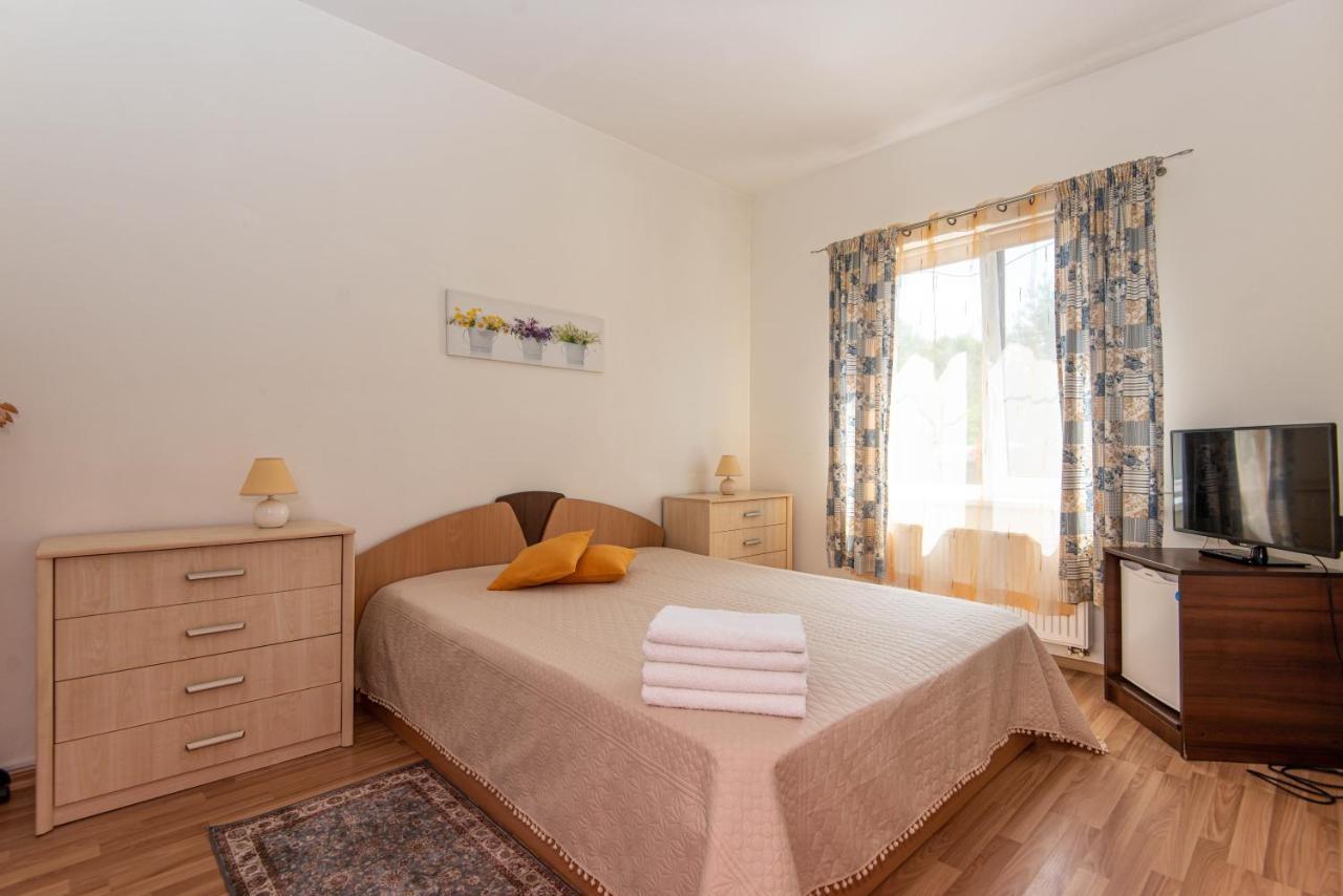 Guest House Pasaulio Krastas Palanga Esterno foto